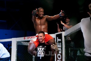 557767_3884743802314_1451744183_n